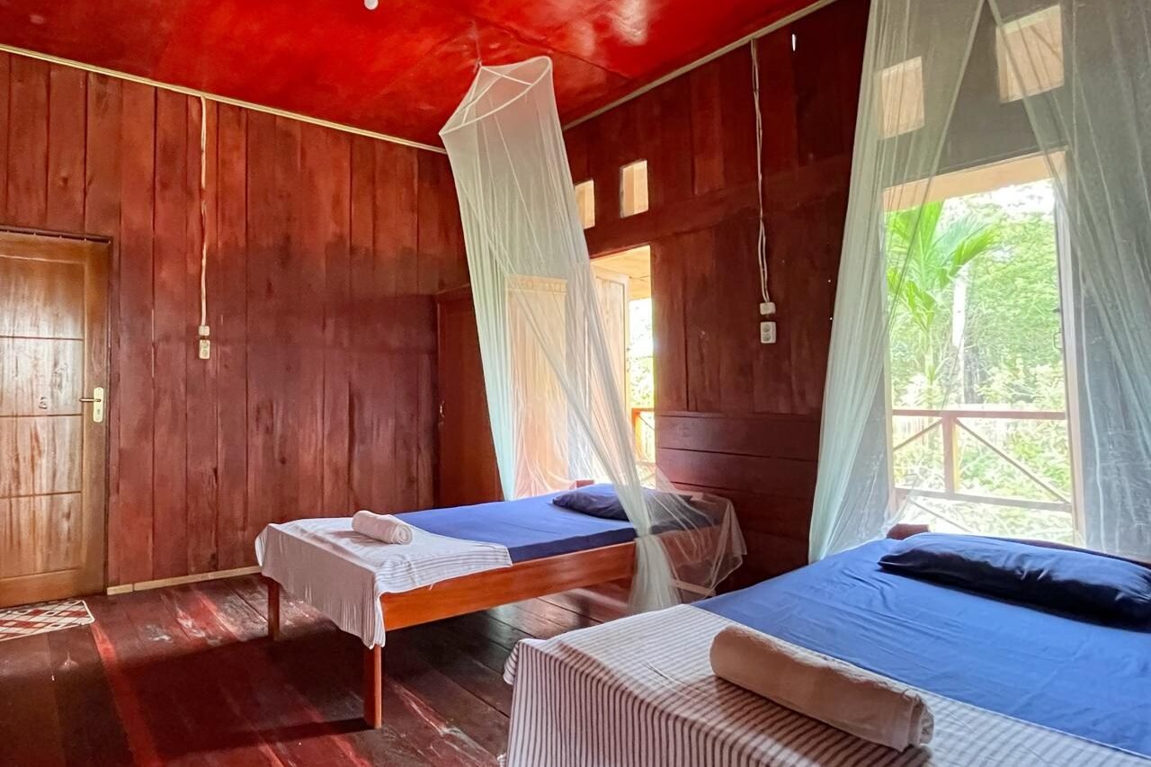 Twin Bedroom